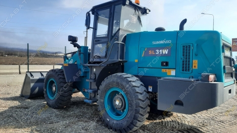 Фронтальный погрузчик SUNWARD SL31W