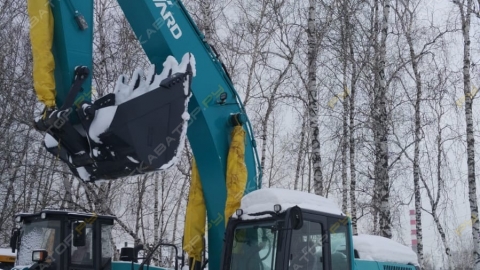Гусеничный экскаватор SUNWARD SWE265F