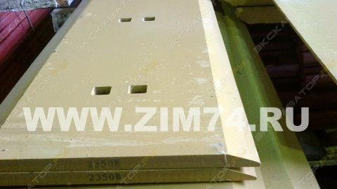 13_JCB_2350 295