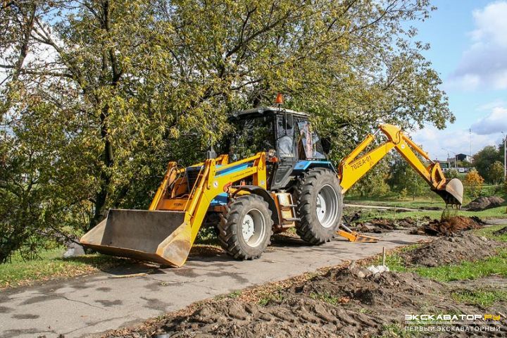 Экскаваторы-погрузчики Амкодор 702ЕА-01