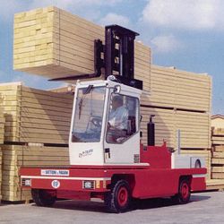 Боковые погрузчики BP HT3.5KU