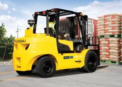 Автопогрузчики вилочные Hyundai 40DS-7E