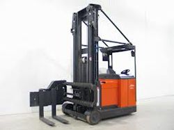 Узкопроходные штабелеры Linde A10