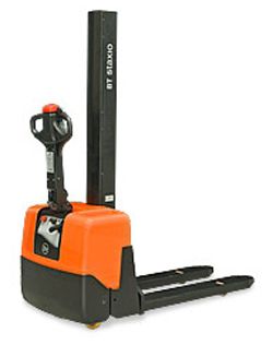 Самоходные штабелеры BT Staxio HWE100 - HWE100S