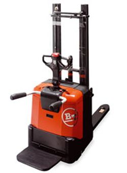 Самоходные штабелеры BT Staxio SPE125 - SPE125L