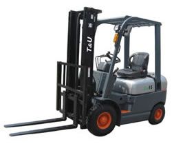 Автопогрузчики вилочные Hytsu FD15T