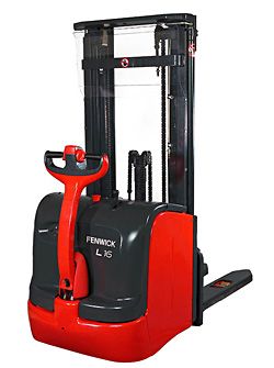 Самоходные штабелеры Linde L 14 APi