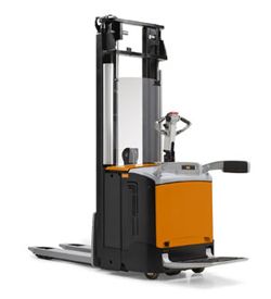 Самоходные штабелеры Rocla SP16ac