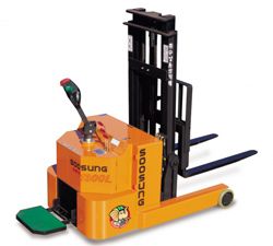 Самоходные штабелеры Soosung SWR-1500