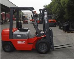 Автопогрузчики вилочные Bull FD 25