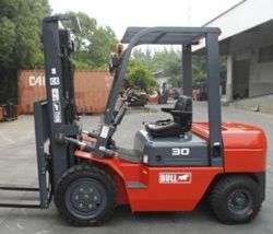 Автопогрузчики вилочные Bull FD 30
