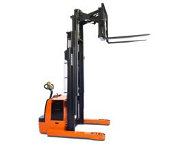 Самоходные штабелеры Doosan BWP17S-7