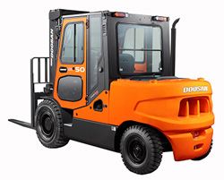 Автопогрузчики вилочные Doosan D40SC-5