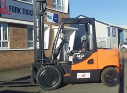 Автопогрузчики вилочные Doosan D40SC-7