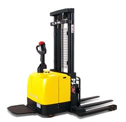 Самоходные штабелеры CHL CDD14-920