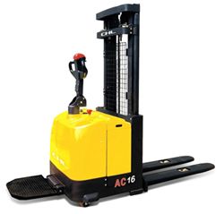 Самоходные штабелеры CHL CDD16-D930