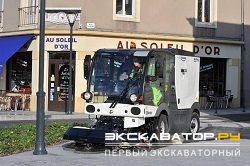 Подметально-уборочные машины Scarab Aquazura
