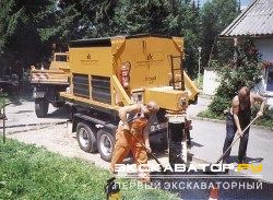 Машины для ямочного ремонта Коминвест-АКМТ Термос-бункер АТС-50