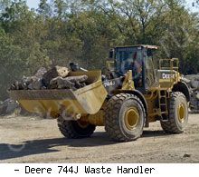 Фронтальные погрузчики колесные John Deere 744J Waste Handler