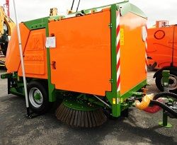Подметально-уборочные машины Pronar ZMC3.0