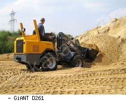 Мини-погрузчики фронтальные GiANT D261