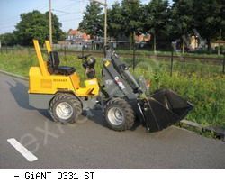 Мини-погрузчики фронтальные GiANT D331 ST