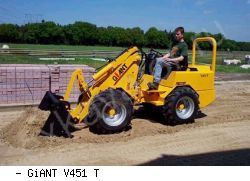 Мини-погрузчики фронтальные GiANT V451 T