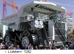 Карьерные самосвалы внедорожные Liebherr T282