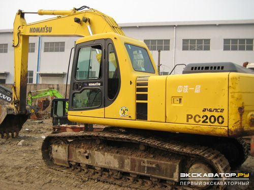 Гусеничные экскаваторы Komatsu PC200-6B
