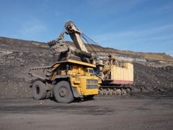 Карьерные самосвалы внедорожные БелАЗ 75307