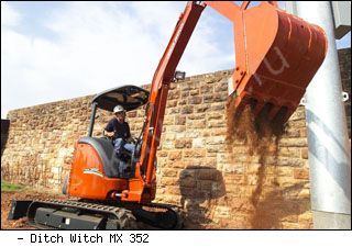 Мини-экскаваторы гусеничные Ditch Witch MX352