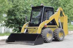 Мини-погрузчики с бортовым поворотом Партнер Bront 750Z
