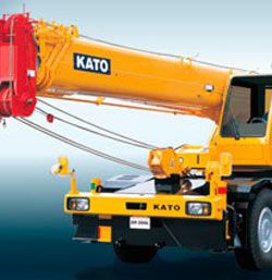 Кран на короткобазовом шасси Kato SR-300L