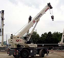 Кран на короткобазовом шасси Terex Bendini RC 30