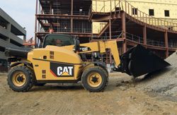 Телескопические погрузчики Caterpillar TH255