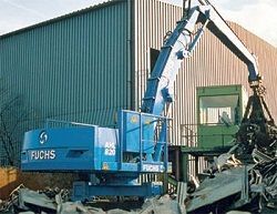 Перегружатели металлолома FUCHS AHL 820