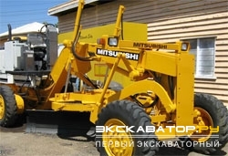 Грейдеры, автогрейдеры Mitsubishi MG130