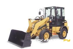 Мини-погрузчики фронтальные Caterpillar 904H